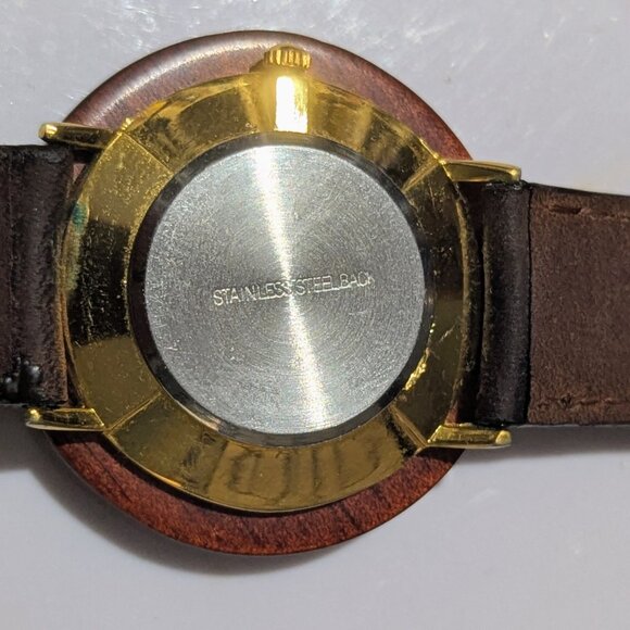 Attitude Faux Wood Quartz Watch – Working - Picture 3 of 4